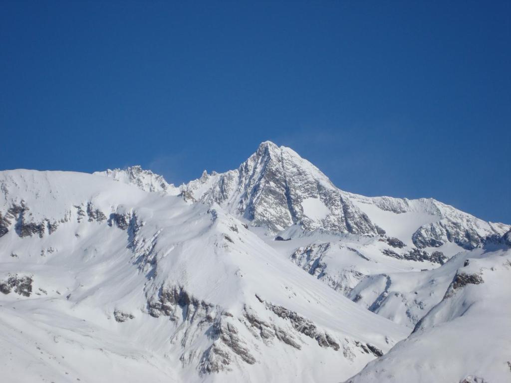 Landhaus Taurer Kals am Grossglockner Ngoại thất bức ảnh