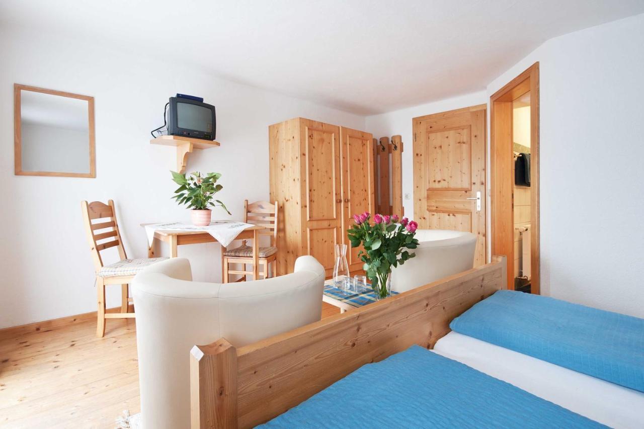 Landhaus Taurer Kals am Grossglockner Ngoại thất bức ảnh